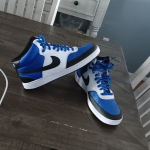 Nike shoes